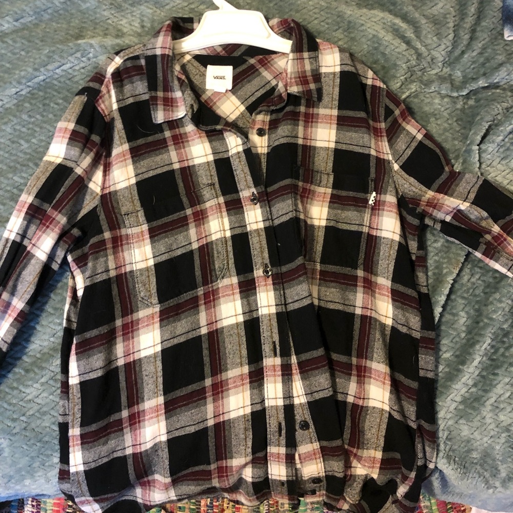 black and maroon flannel